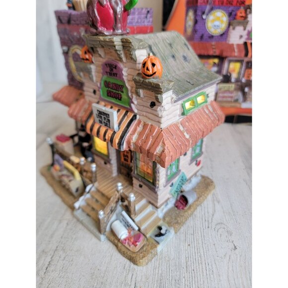 Lemax AS IS trick or treat candy shop Halloween village accessory - Picture 13 of 16